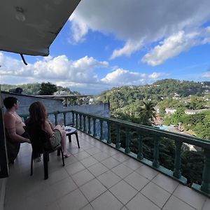 Sunbloom Hostel